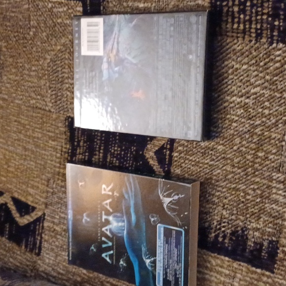 2/$50 Avatar - 3 Disc Blu-Ray Set - Picture 4 of 8